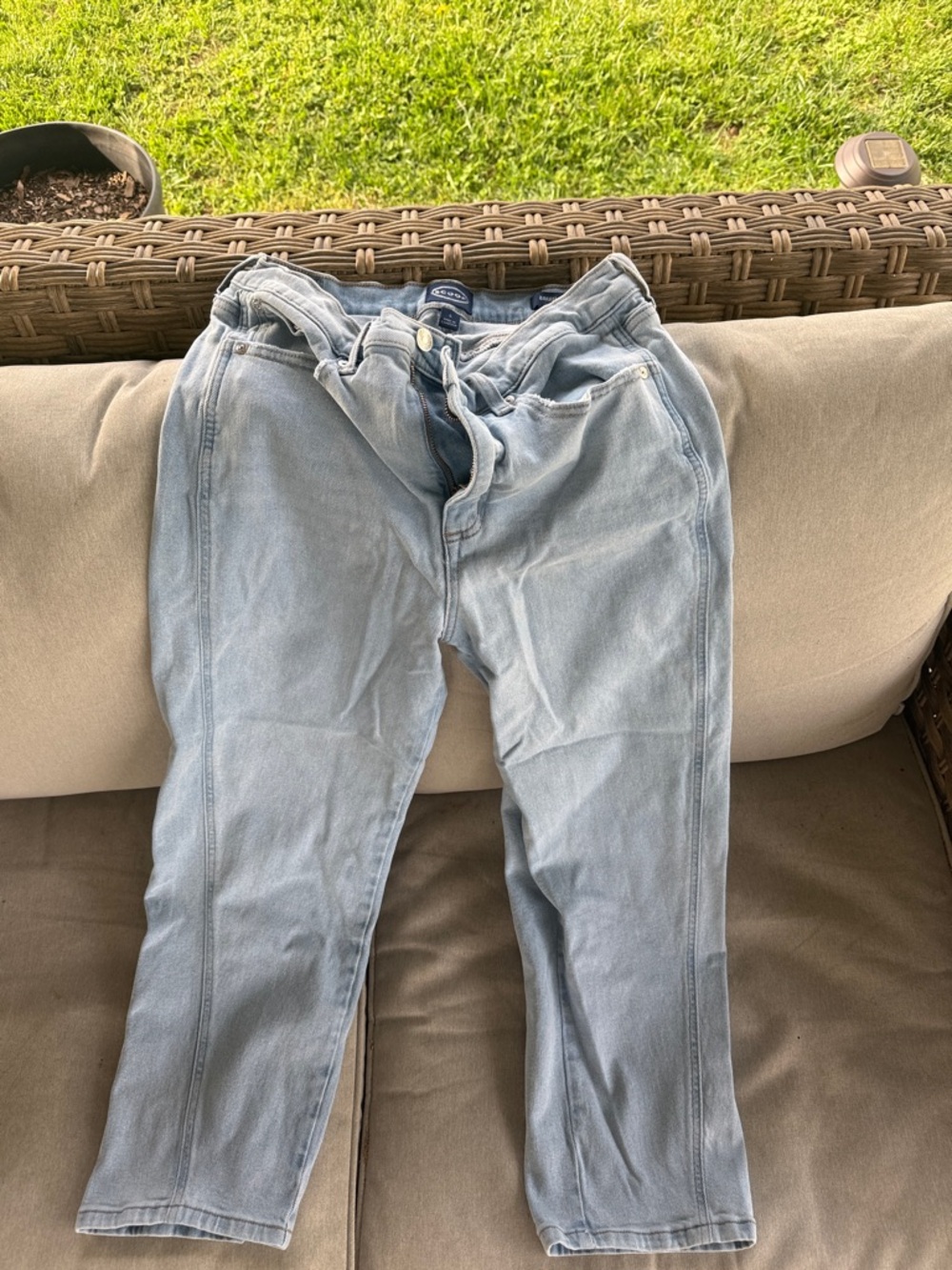 Light Wash Denim Jeans